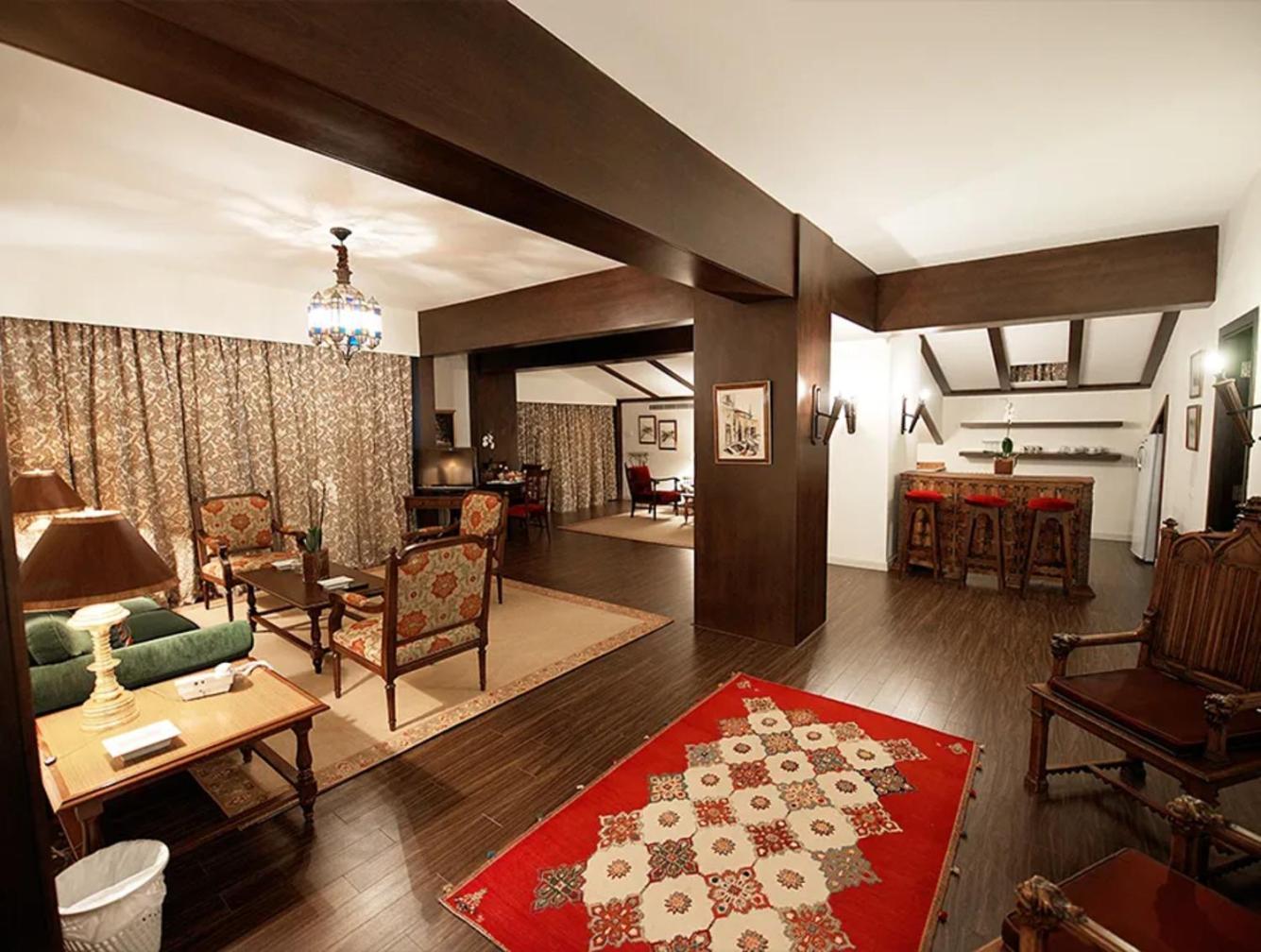בורומאנה Printania Palace Hotel מראה חיצוני תמונה