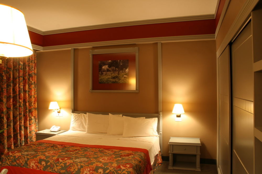 בורומאנה Printania Palace Hotel מראה חיצוני תמונה
